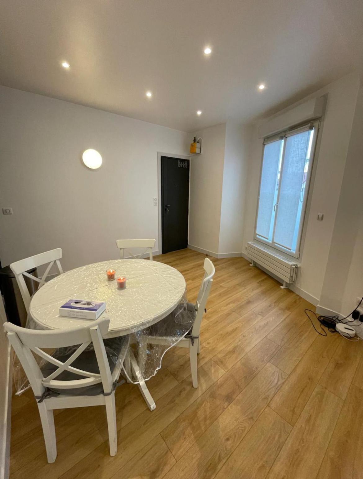 Paris Centre Clamart Hopital Percy Appart 2 Pieces Tres Lumineux Grand المظهر الخارجي الصورة